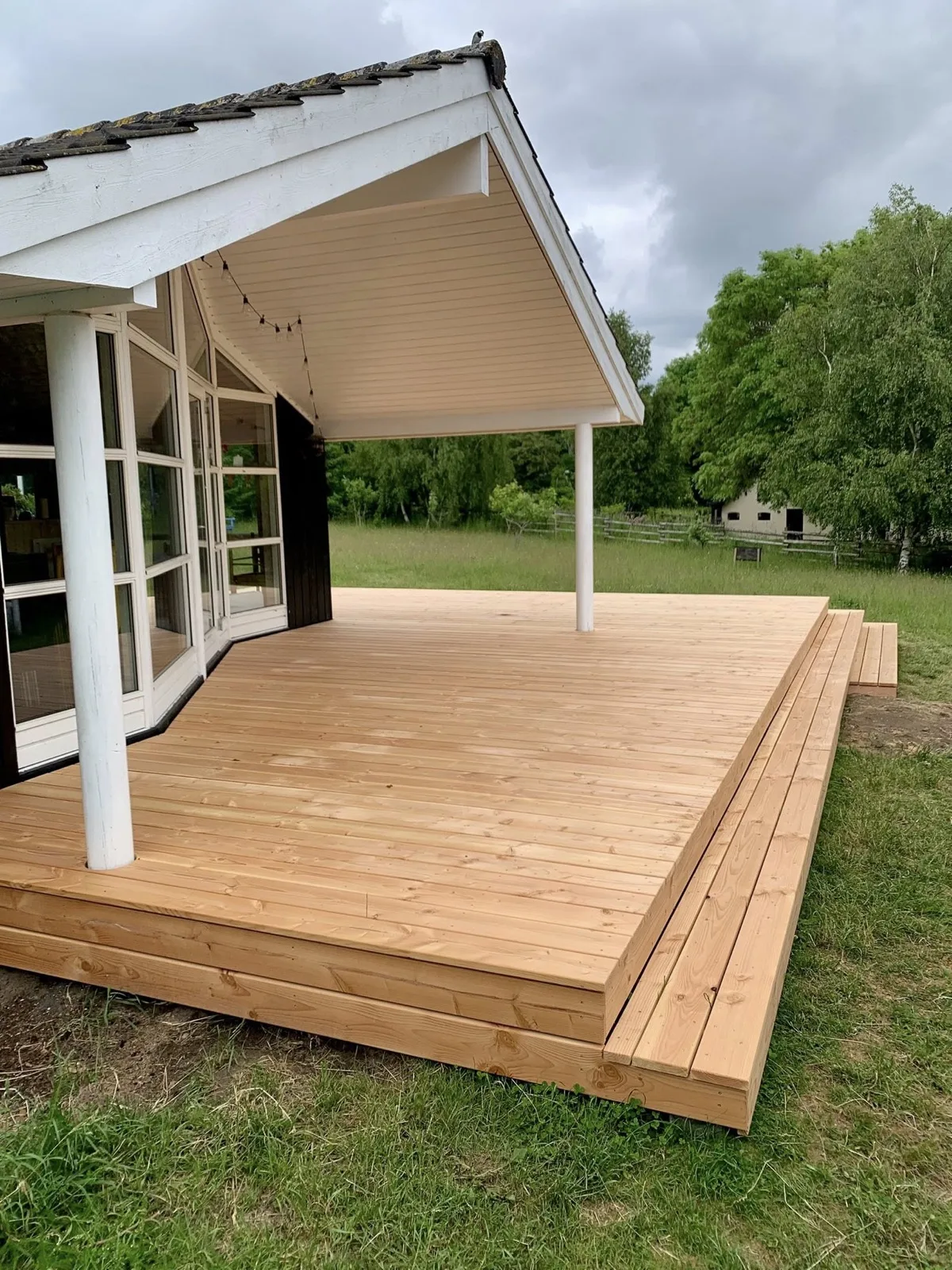 Terrasse om lysthus